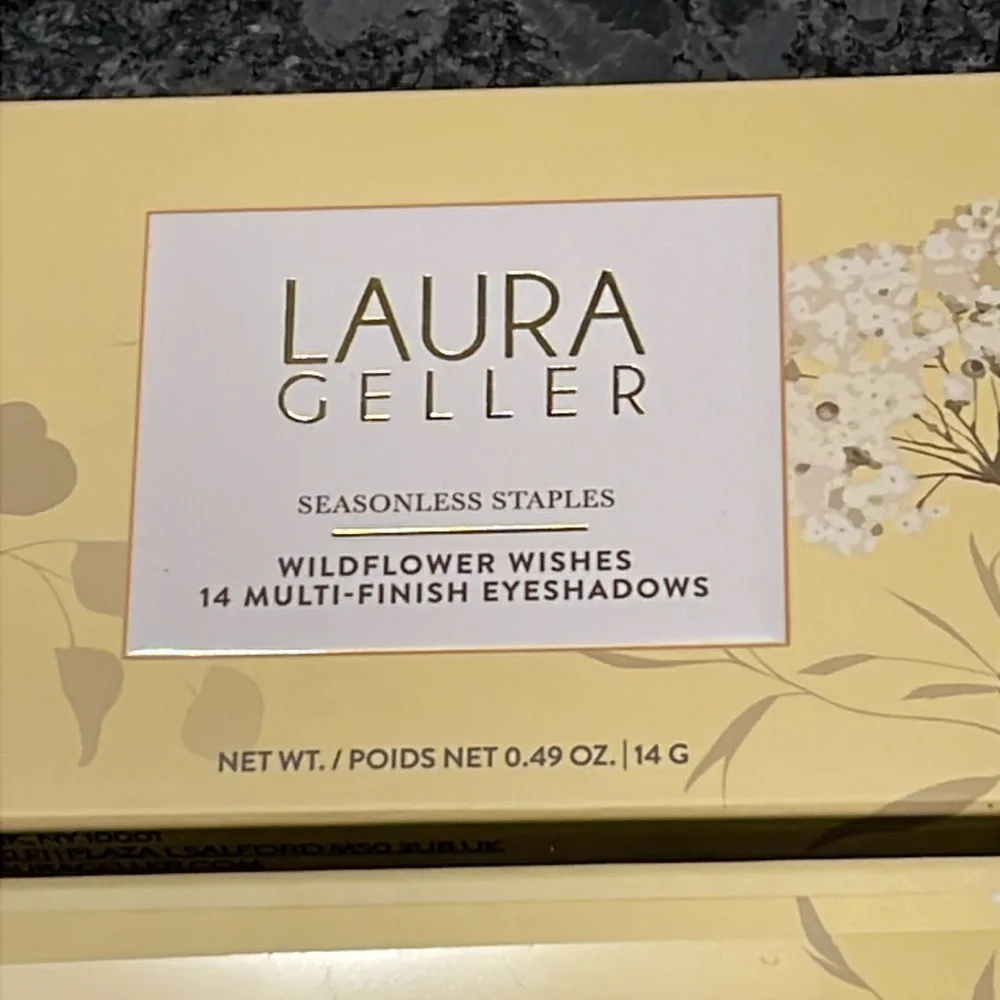 Laura Geller Wildflower Wishes Multi Finish Eyeshadows shimmering suede, velvety